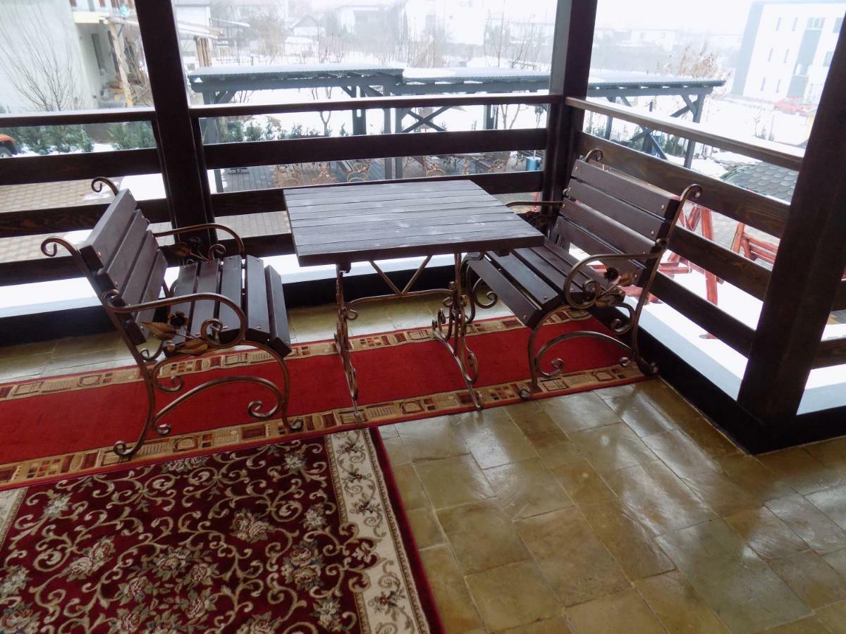 Hotel Tango Margo Valea Lupului  Esterno foto