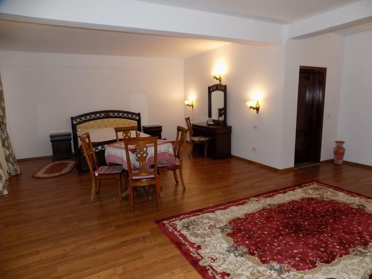 Hotel Tango Margo Valea Lupului  Esterno foto